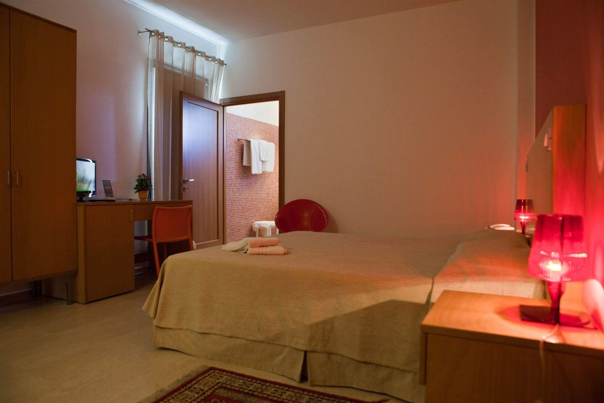 Le Saline Hotel Paceco Luaran gambar